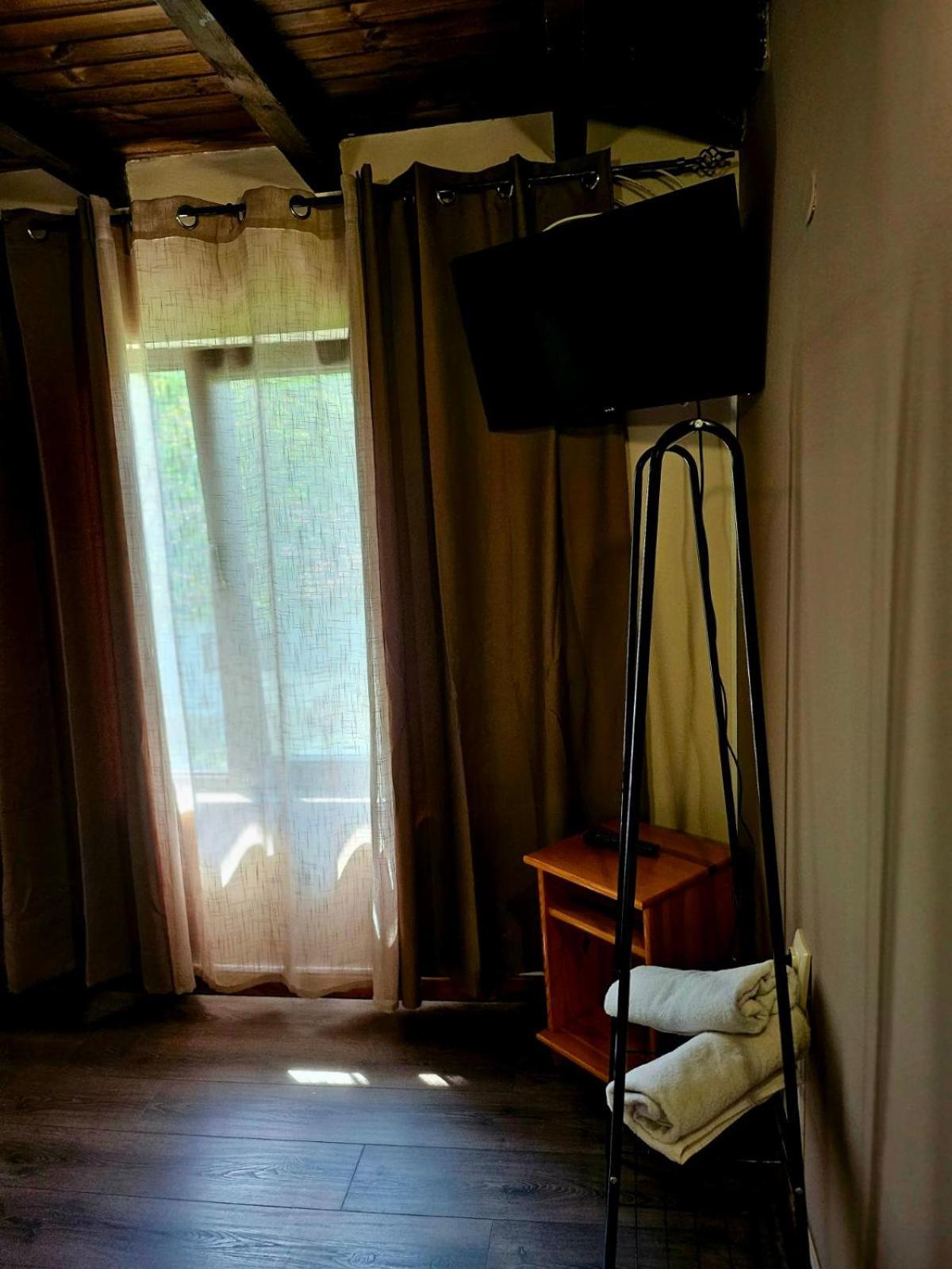 Orehite-Family Hotel ,Food & Pool Bozhichen ภายนอก รูปภาพ