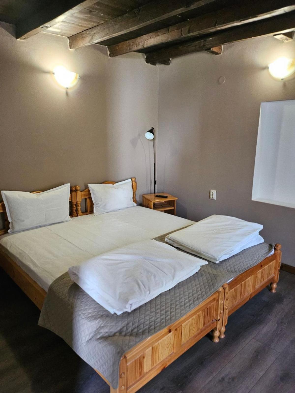 Orehite-Family Hotel ,Food & Pool Bozhichen ภายนอก รูปภาพ
